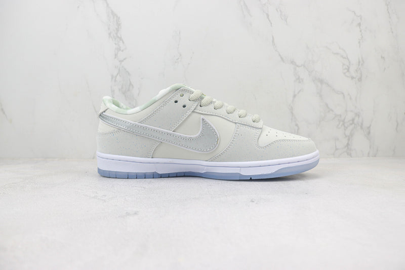 Concepts x Nike SB Dunk Low "White Lobster"