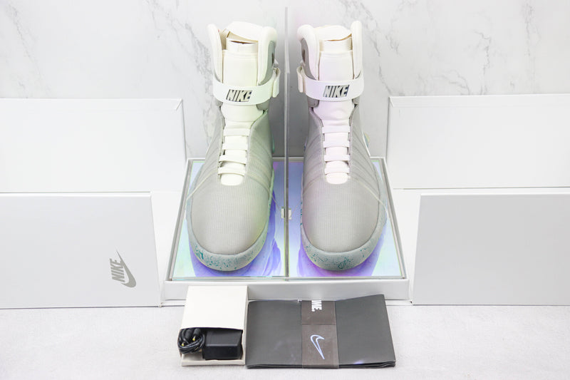 Nike MAG "Back to the Future"