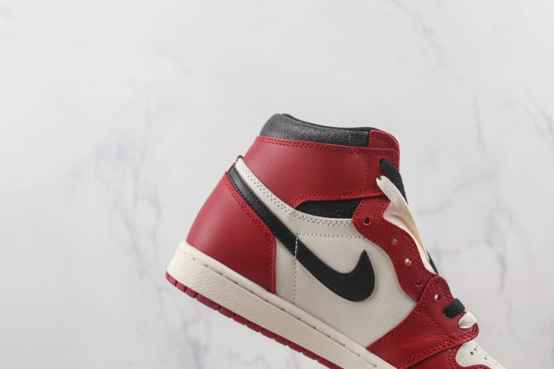 Air Jordan 1 High "Chicago Lost and Found"