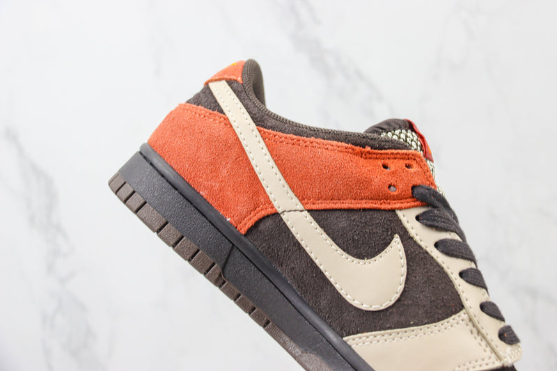 Nike SB Dunk Low "Red Panda"