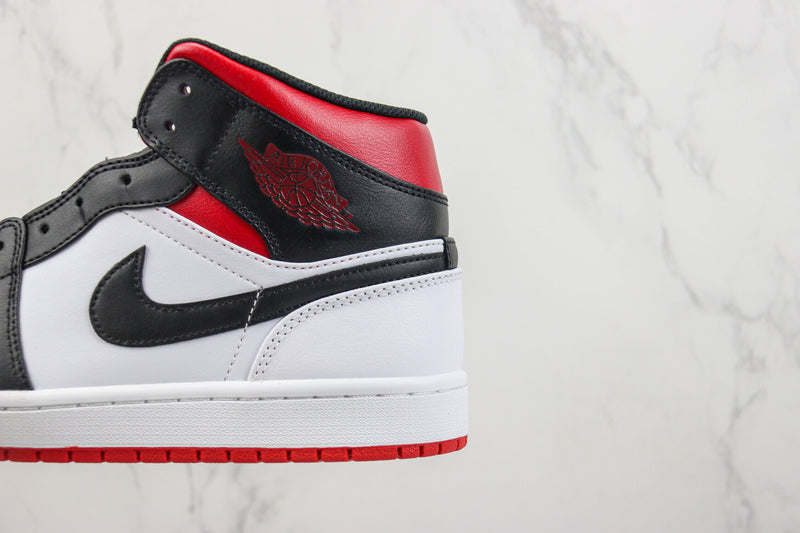 Air Jordan 1 Mid "Gym Red"