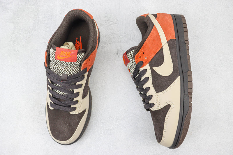 Nike SB Dunk Low "Red Panda"