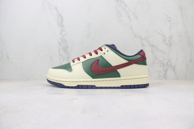 Nike SB Dunk Low "Gorge Green"