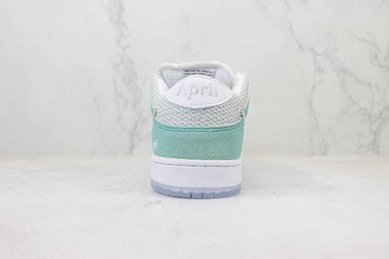 April Skateboards x Nike SB Dunk Low "Turbo Green"