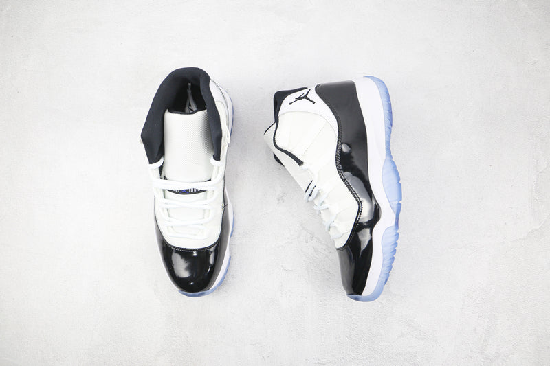 Air Jordan 11 "Concord"