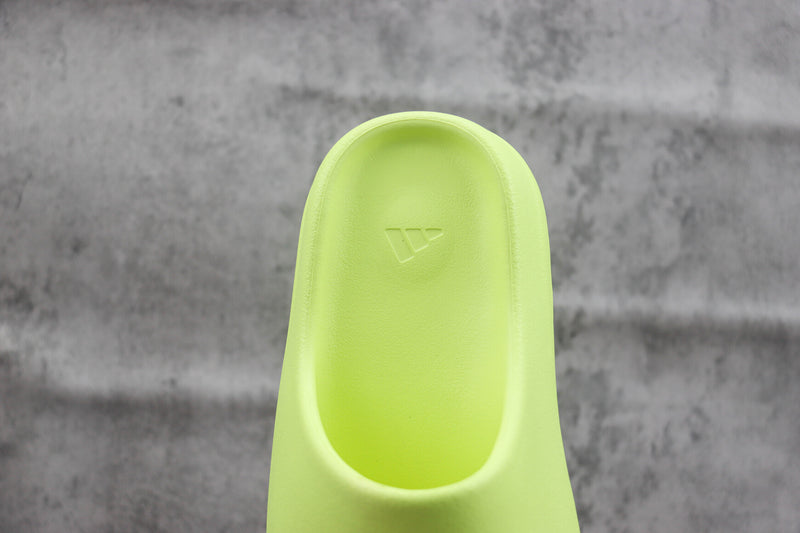 Adidas Yeezy Slide "Glow Green"