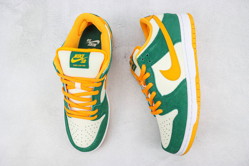 Nike SB Dunk Low "Legion Pine Kumquat"