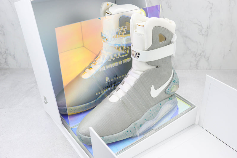 Nike MAG "Back to the Future"