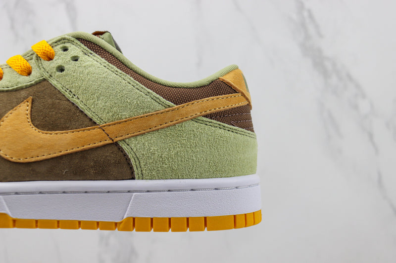 Nike Dunk Low "Dusty Olive"