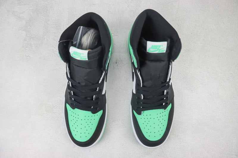 Air Jordan 1 High OG "Green Glow"