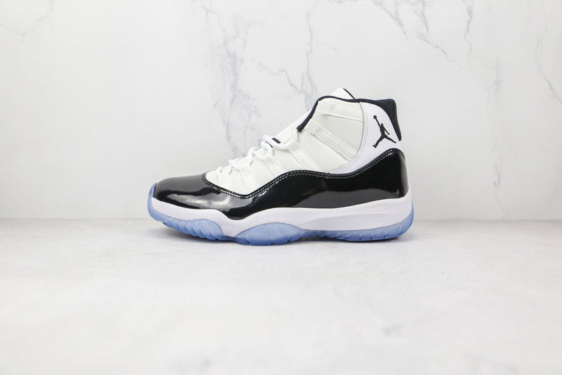 Air Jordan 11 "Concord"