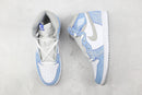 Air Jordan 1 Retro High "Hyper Royal"