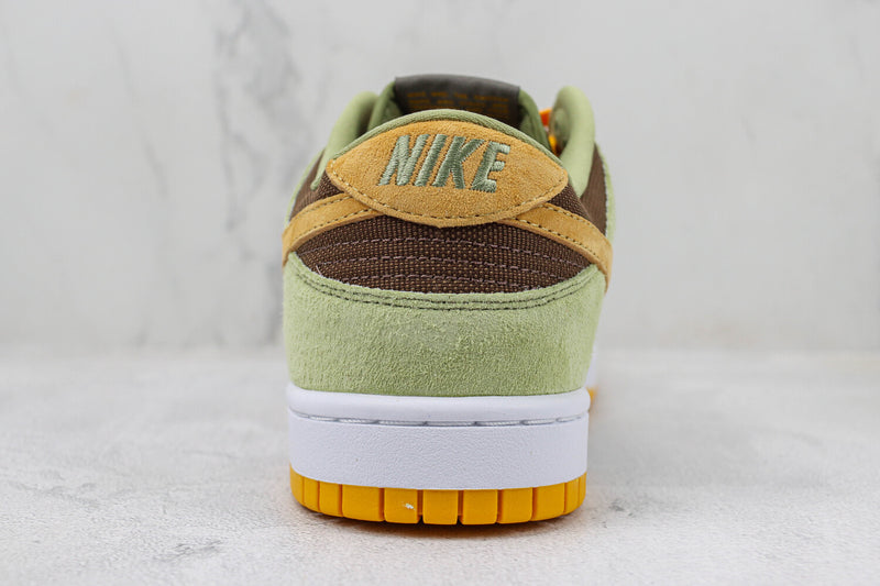 Nike Dunk Low "Dusty Olive"