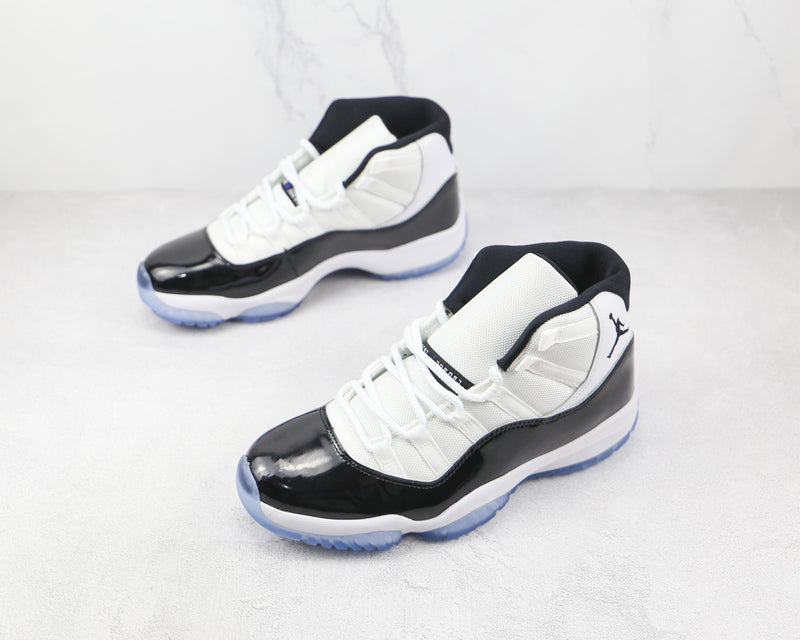 Air Jordan 11 "Concord"