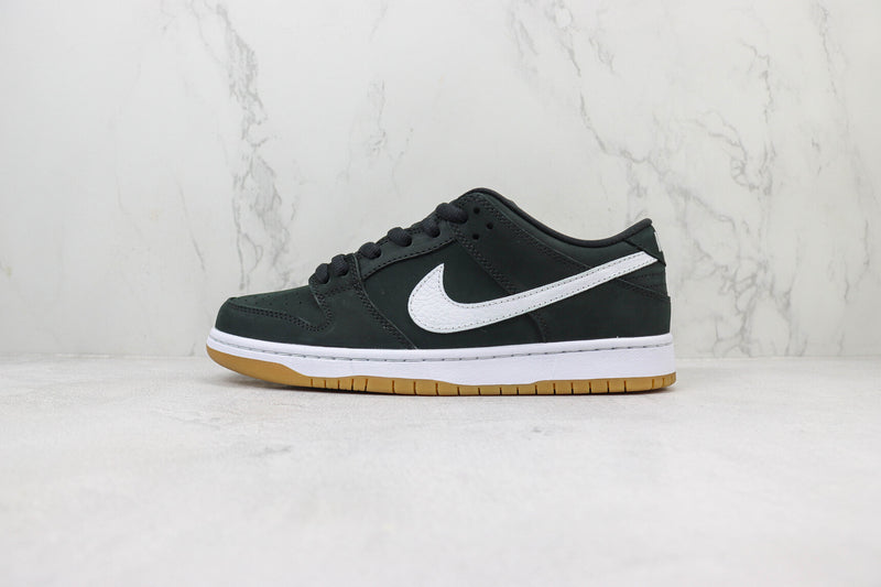 Nike SB Dunk Low "Black Gum"