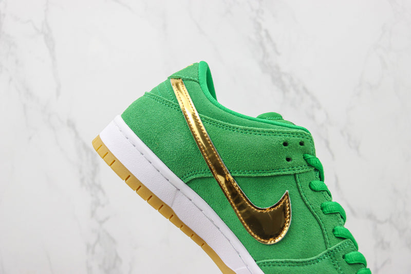 Nike SB Dunk Low "Pro St. Patrick's Day"