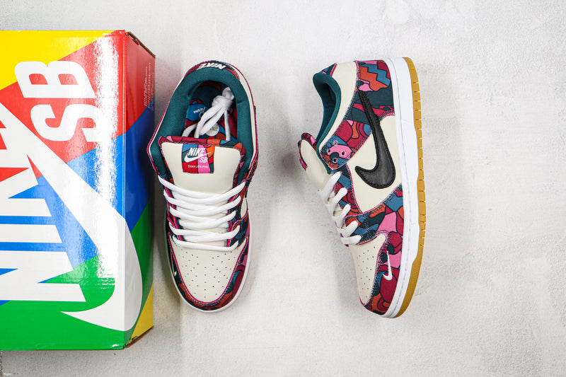 Nike SB Dunk Low "Abstract Art"