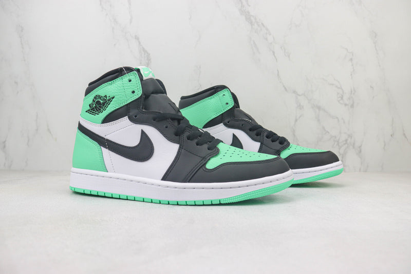 Air Jordan 1 High OG "Green Glow"