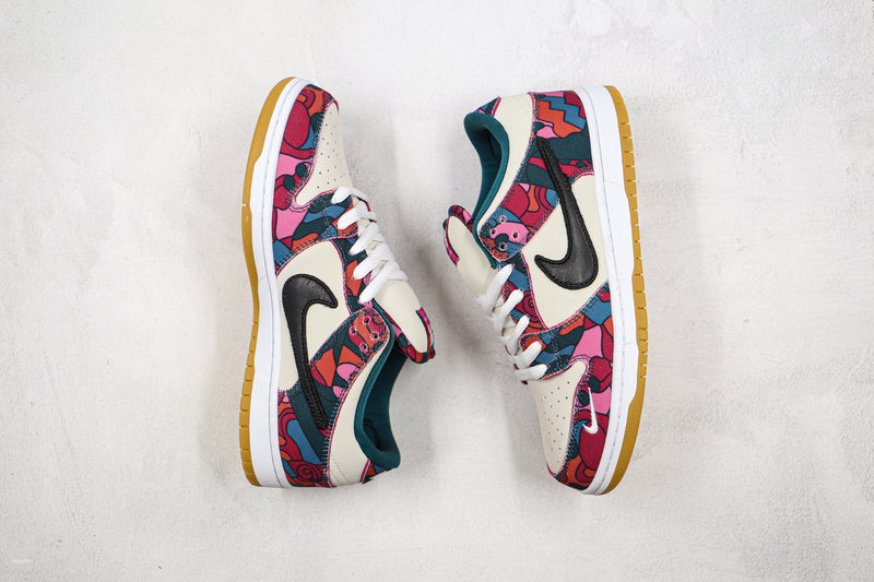 Nike SB Dunk Low "Abstract Art"