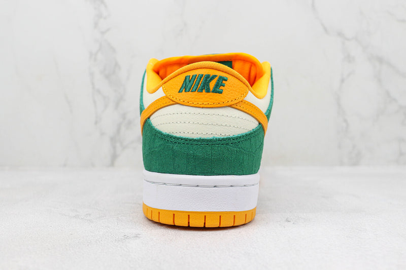 Nike SB Dunk Low "Legion Pine Kumquat"