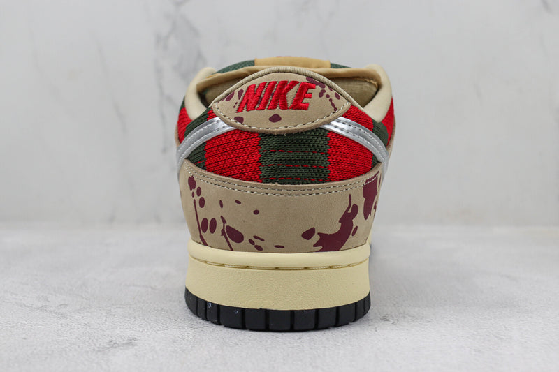 Nike SB Dunk Low "Freddy Krueger"