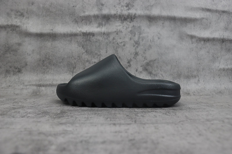 Adidas Yeezy Slide "Onyx"