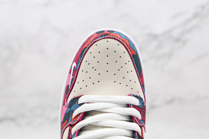 Nike SB Dunk Low "Abstract Art"