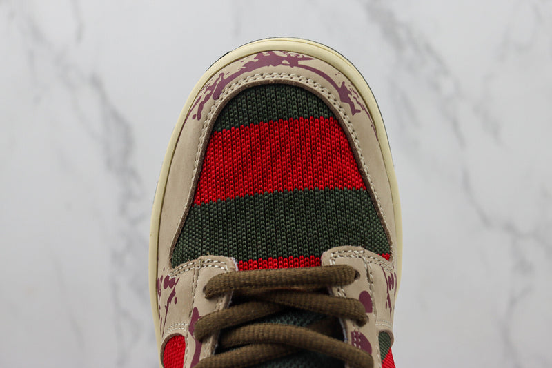 Nike SB Dunk Low "Freddy Krueger"