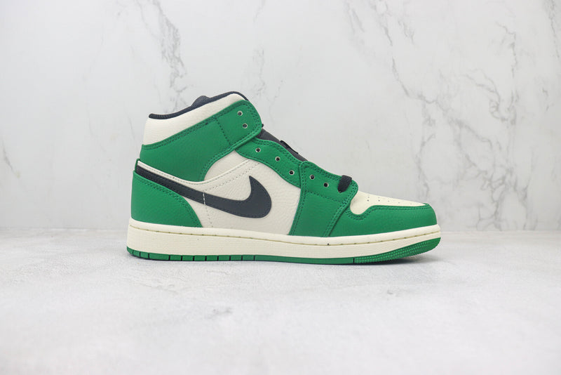 Air Jordan 1 Mid "Pine Green"