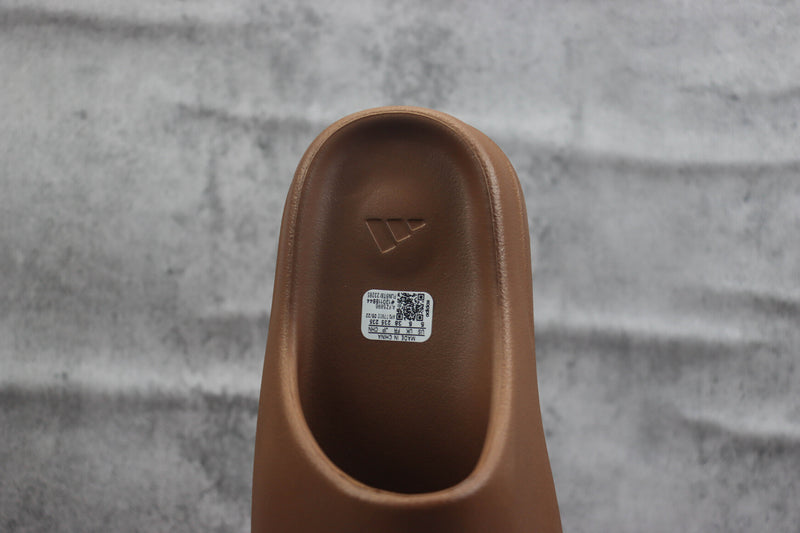 Adidas Yeezy Slide "Flax"