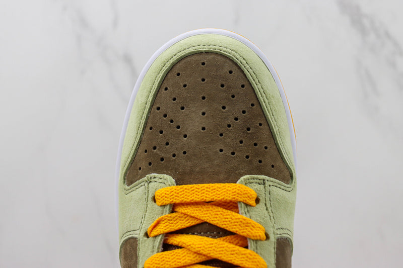 Nike Dunk Low "Dusty Olive"