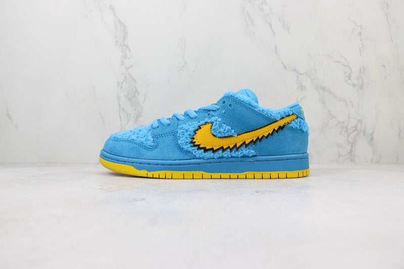 Grateful Dead x Nike Dunk SB "Blue Bear"